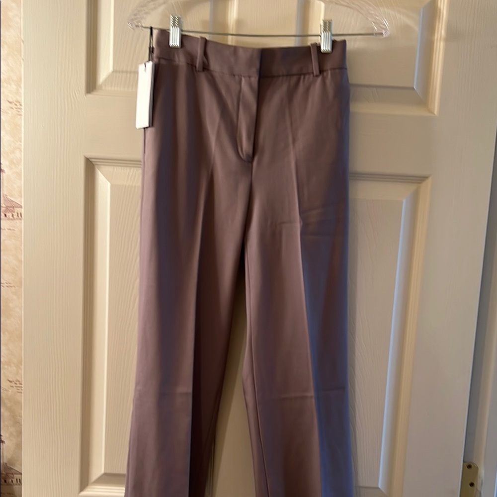 Women’s Aritzia Cropped Tan Pants